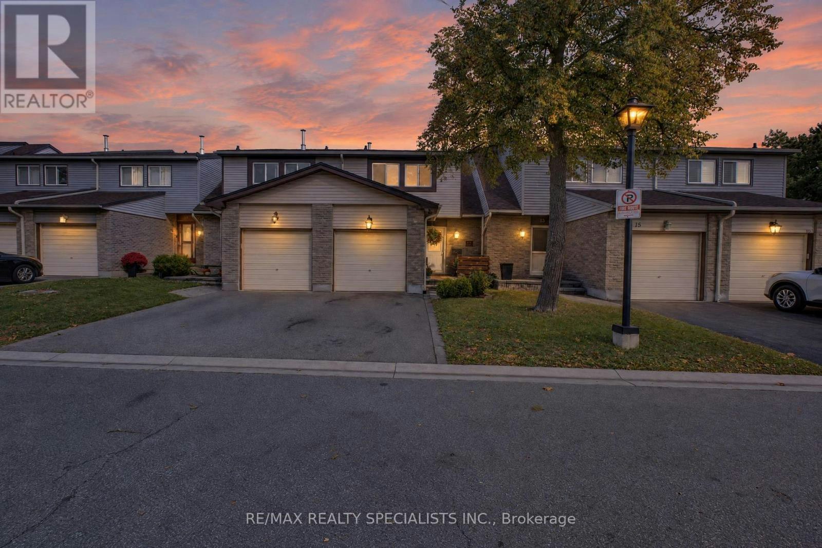 17-5610 Montevideo Road, Mississauga, ON, L5N 2N9
