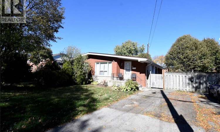 5 Ronaldshay Avenue