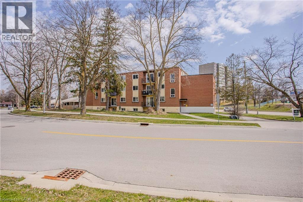 4-371 Dale Crescent, Waterloo, ON, N2J 3Y6 - 18