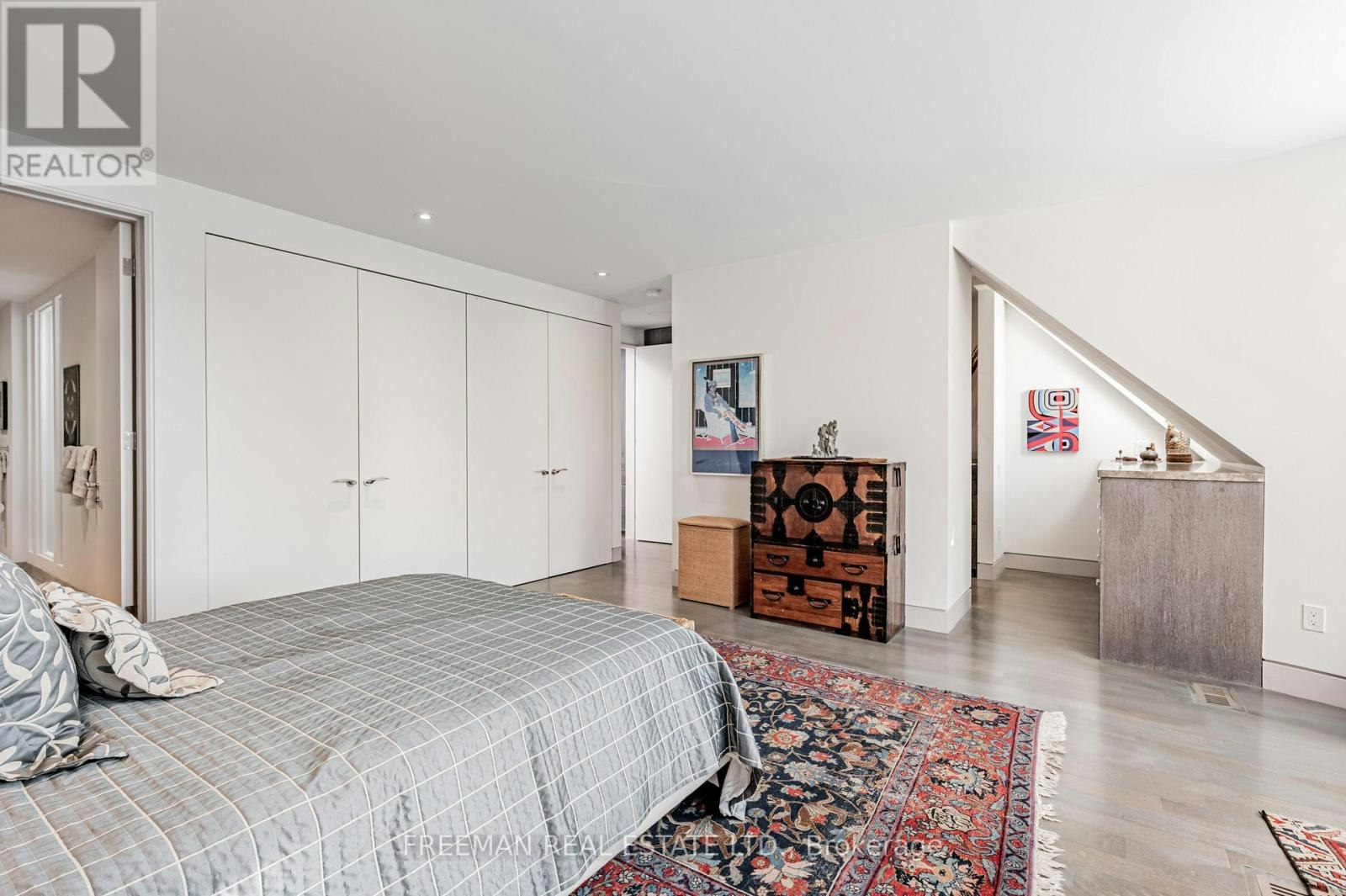 UPPER-21 Howland Avenue, Toronto, ON, M5R 3B2 - 23
