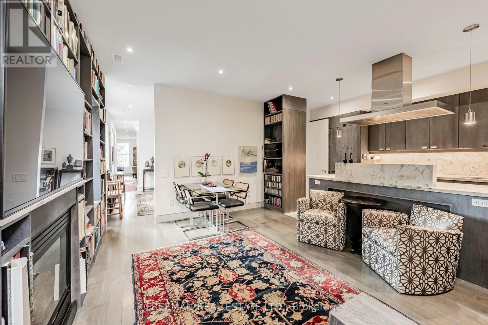 UPPER-21 Howland Avenue, Toronto, ON, M5R 3B2 - 14
