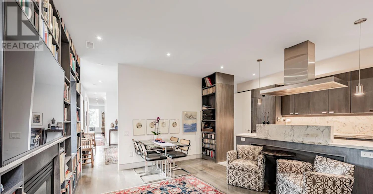 UPPER-21 Howland Avenue, Toronto, ON, M5R 3B2 - 14