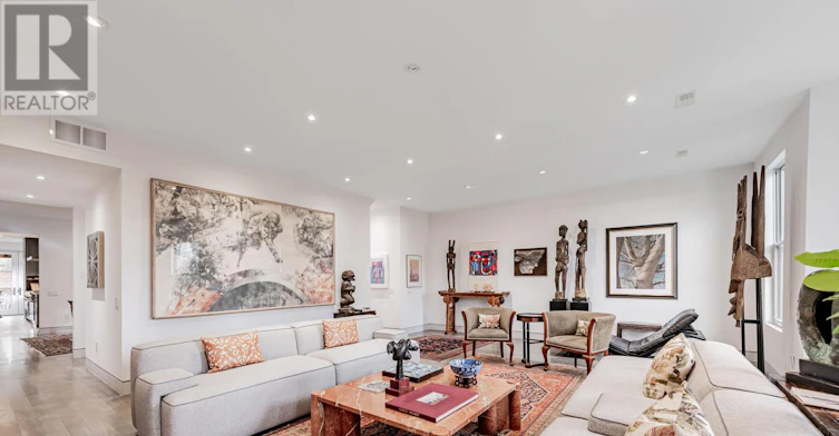 UPPER-21 Howland Avenue, Toronto, ON, M5R 3B2 - 8