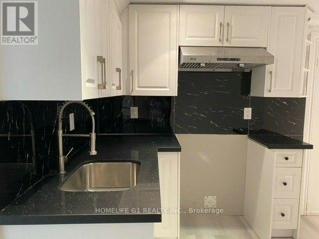 17 Crescent Hill, Brampton, ON, L6S 2P4 - 3