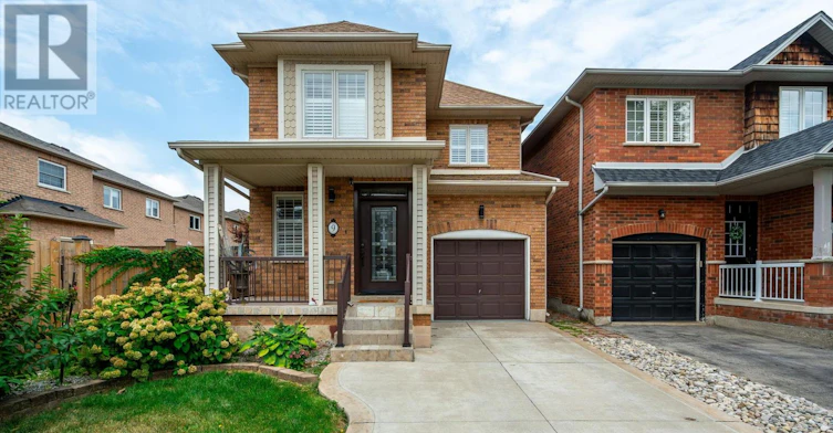 9 Dewsbury Way, Hamilton, ON, L8E 6C4