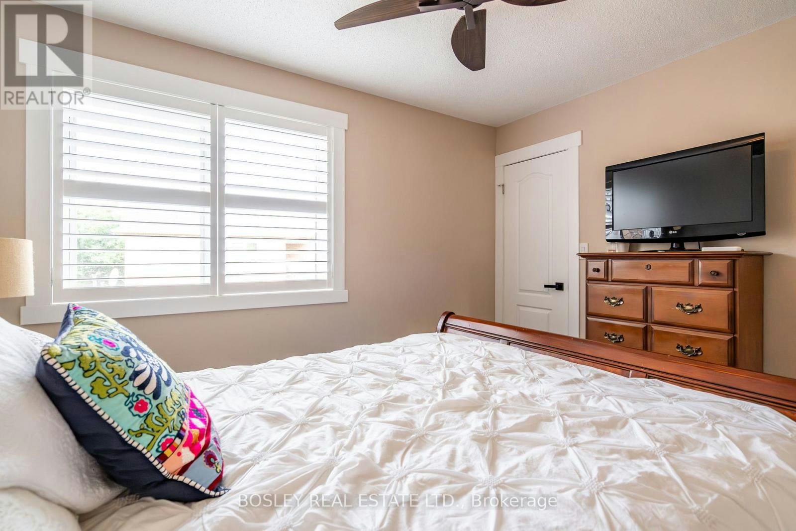 9 Dewsbury Way, Hamilton, ON, L8E 6C4 - 23