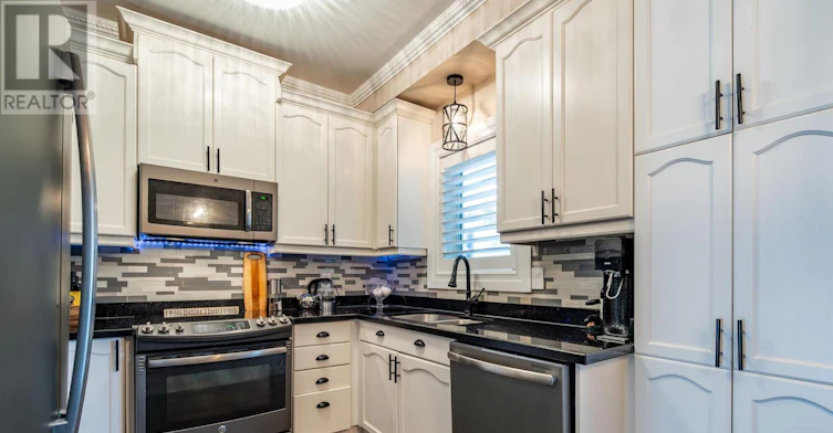 9 Dewsbury Way, Hamilton, ON, L8E 6C4 - 7