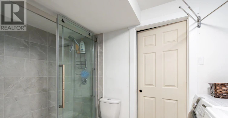 9 Dewsbury Way, Hamilton, ON, L8E 6C4 - 28