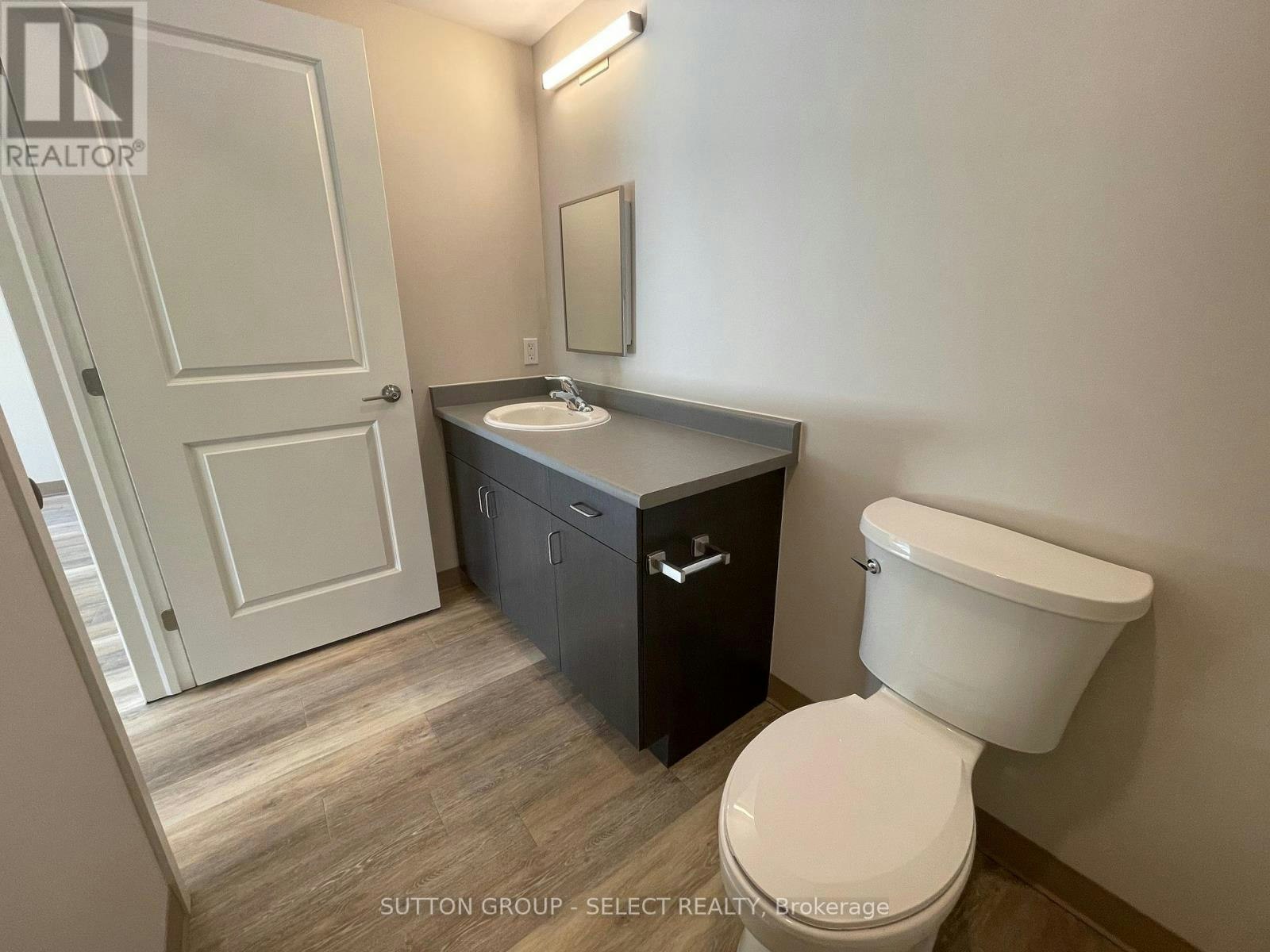 910-99 Pond Mills Road, London, ON, N5Z 3X3 - 9