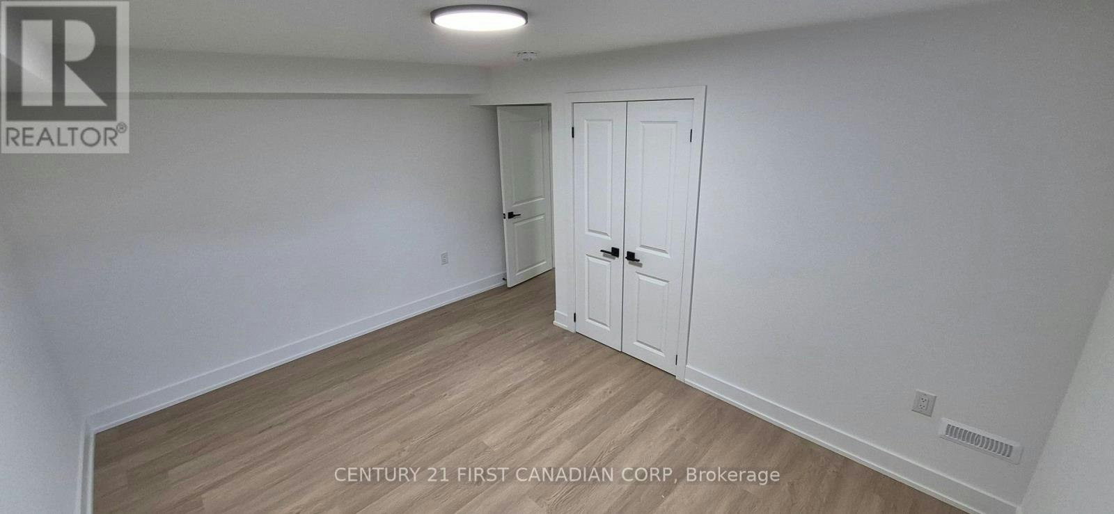 6663 Royal Magnolia Avenue, London, ON, N6P 0J7 - 11