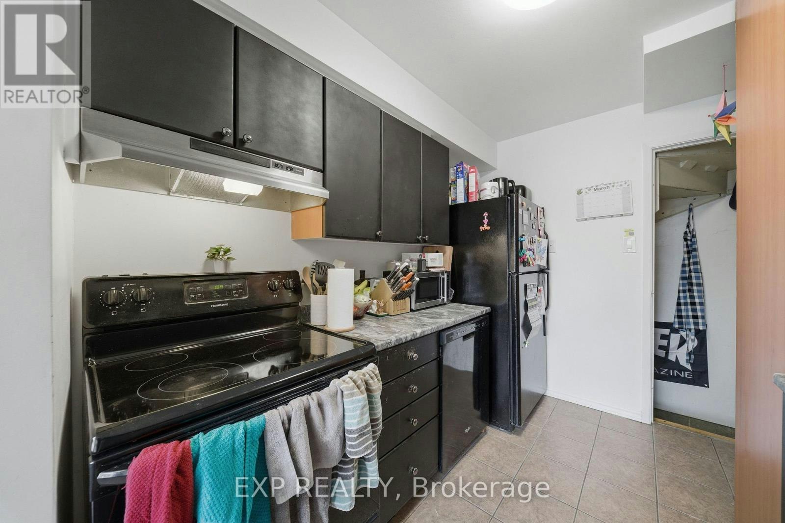 11-1675 Heatherington Road, Ottawa, ON, K1V 8V8 - 8