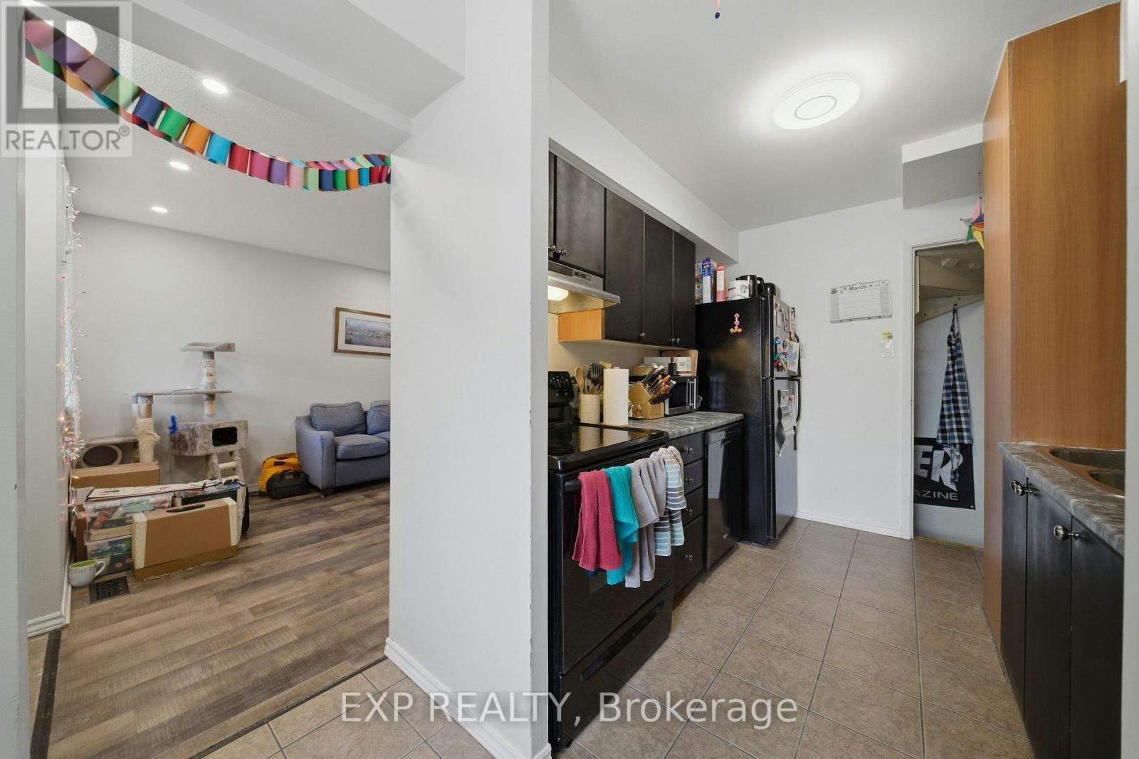 11-1675 Heatherington Road, Ottawa, ON, K1V 8V8 - 7