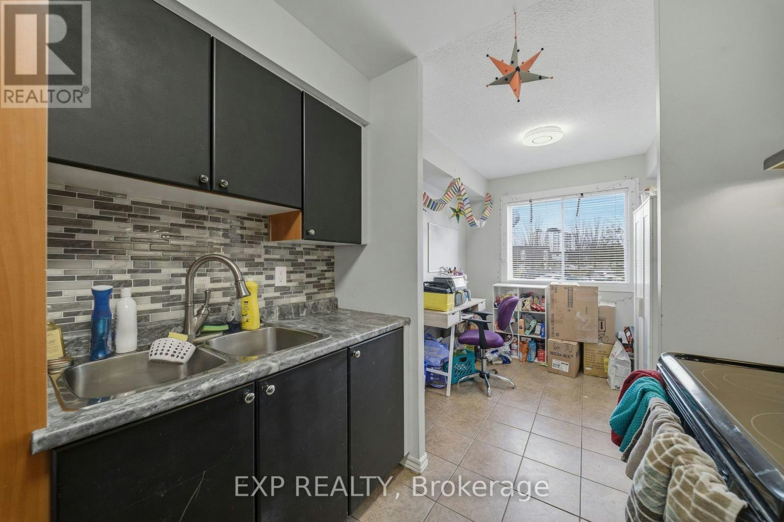 11-1675 Heatherington Road, Ottawa, ON, K1V 8V8 - 10