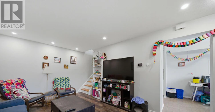 11-1675 Heatherington Road, Ottawa, ON, K1V 8V8 - 3