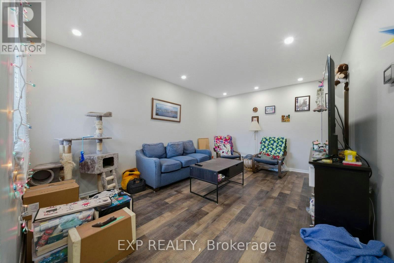 11-1675 Heatherington Road, Ottawa, ON, K1V 8V8 - 2
