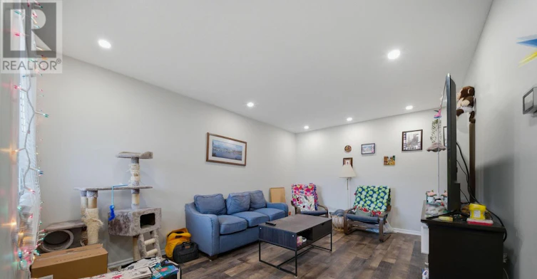 11-1675 Heatherington Road, Ottawa, ON, K1V 8V8 - 2