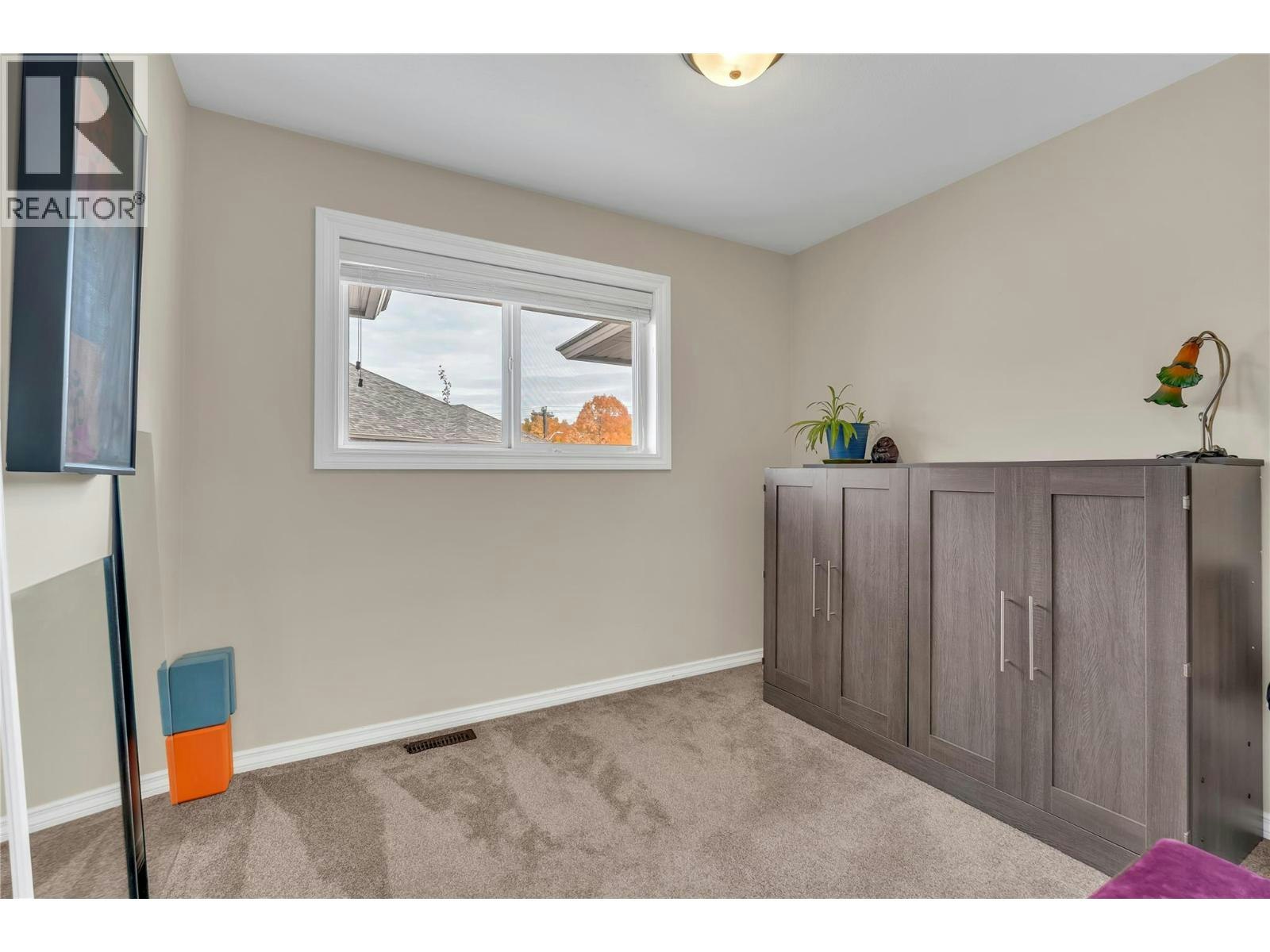 103-849 Winnipeg Street, Penticton, BC, V2N 5N4 - 12