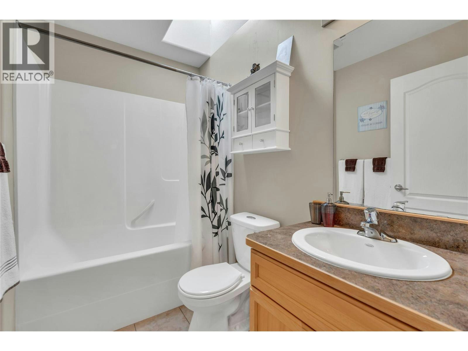 103-849 Winnipeg Street, Penticton, BC, V2N 5N4 - 10