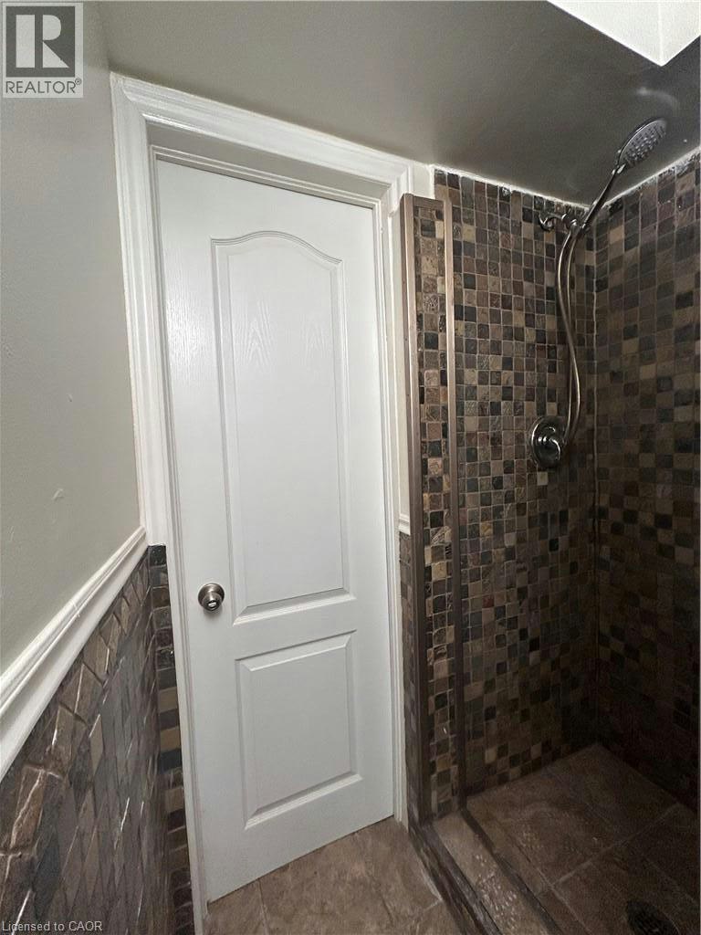 1A-3 Balmoral Avenue S, Hamilton, ON, L8M 3J7 - 10