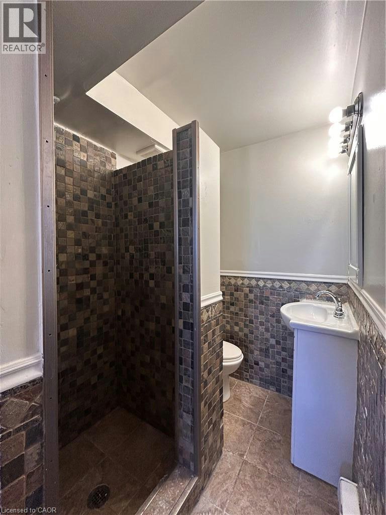 1A-3 Balmoral Avenue S, Hamilton, ON, L8M 3J7 - 8