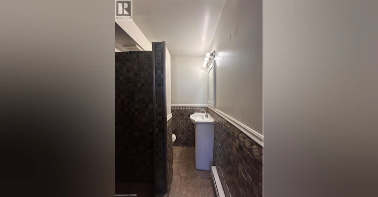 1A-3 Balmoral Avenue S, Hamilton, ON, L8M 3J7 - 7