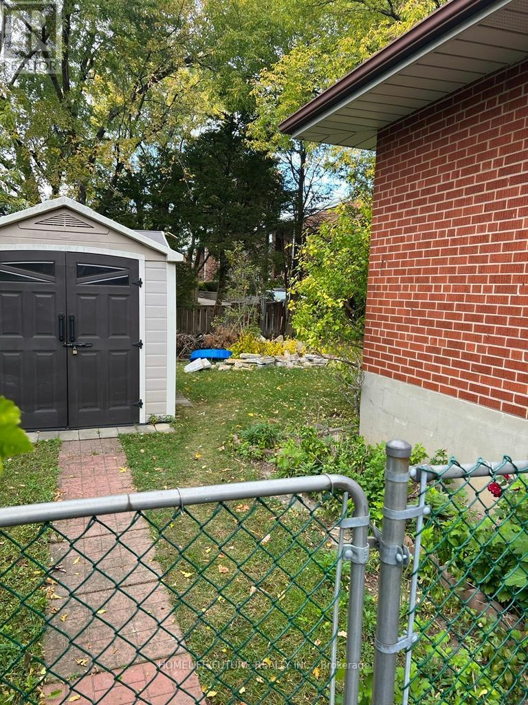 BSMT-134 Applefield Drive, Toronto, ON, M1P 3Y2 - 2