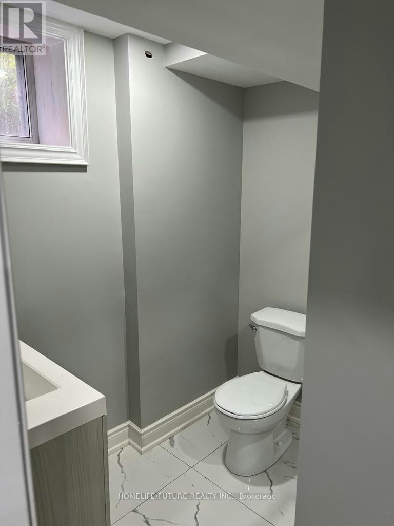 BSMT-134 Applefield Drive, Toronto, ON, M1P 3Y2 - 14