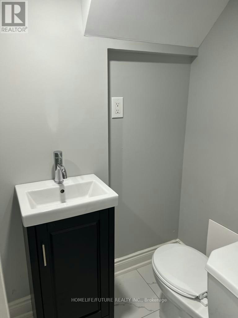 BSMT-134 Applefield Drive, Toronto, ON, M1P 3Y2 - 12