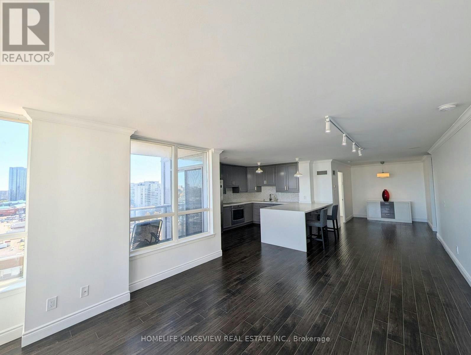 1104-60 Disera Drive, Vaughan, ON, L4J 9G1 - 9