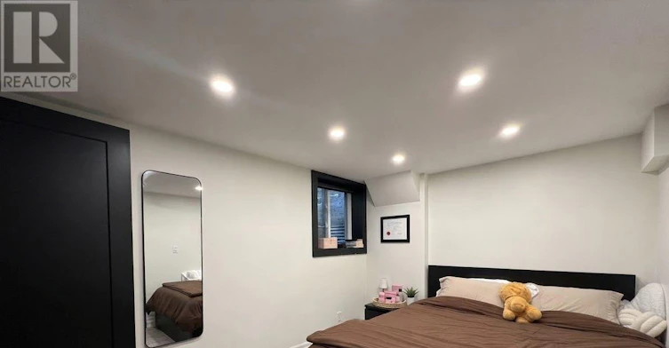 4-121 Sorauren Avenue, Toronto, ON, M6R 2E3 - 11