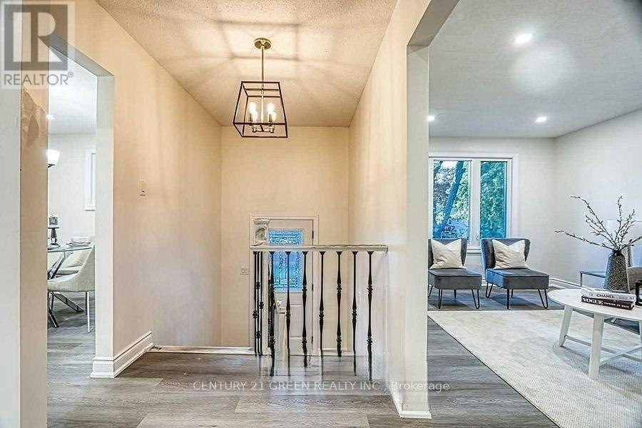 164 Gardiner Drive, Hamilton, ON, L9C 6N4 - 8