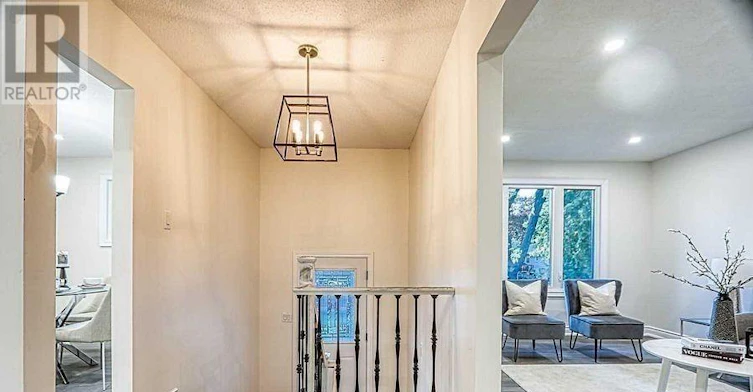 164 Gardiner Drive, Hamilton, ON, L9C 6N4 - 8