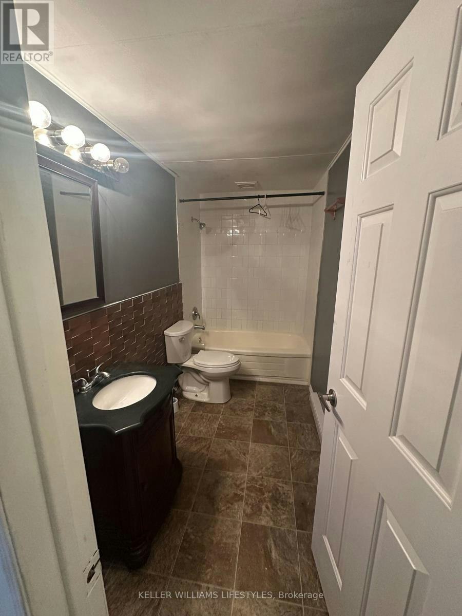 B-7 Inverness Street, Stratford, ON, N5A 1G1 - 9