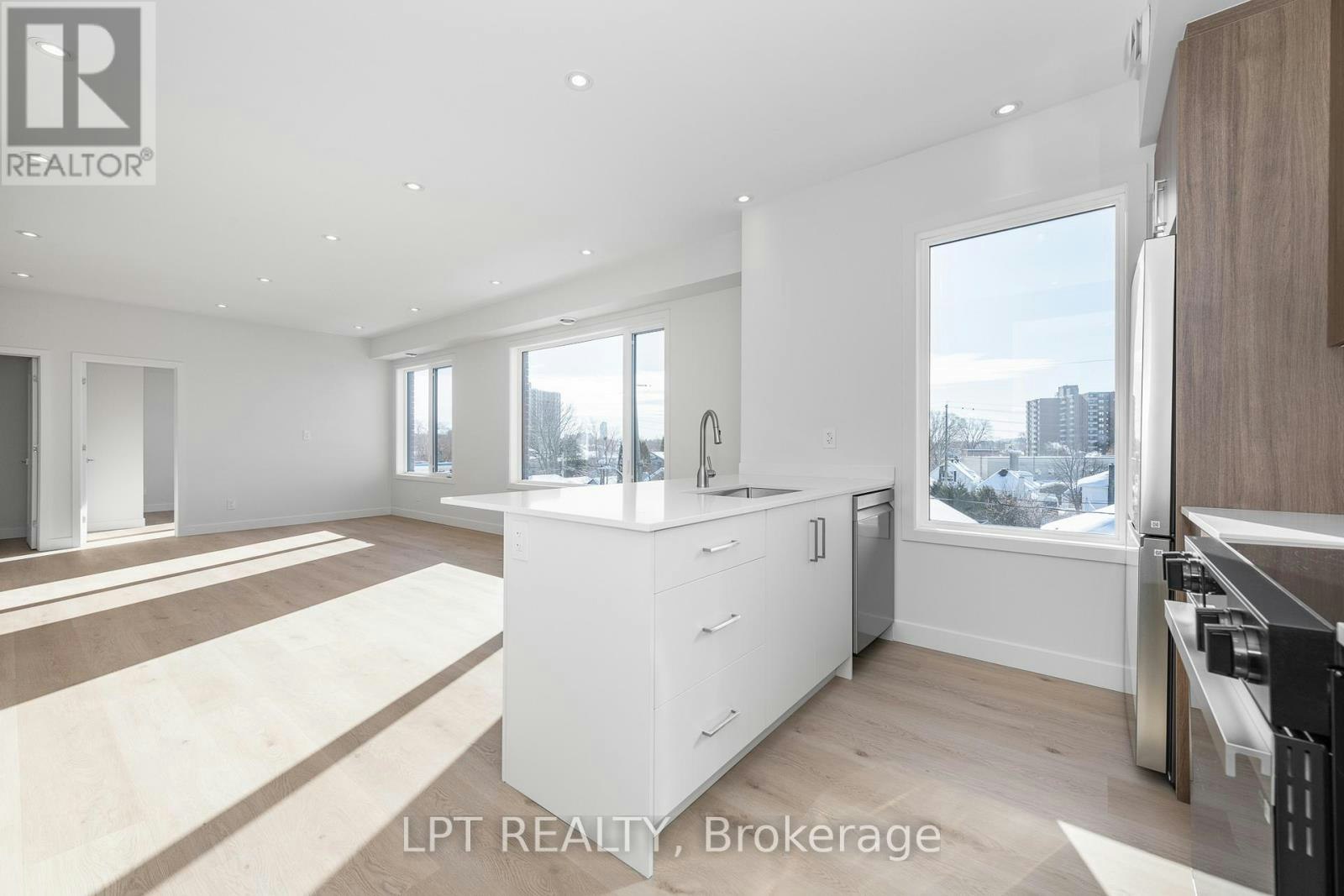 9-319 Shakespeare Street, Ottawa, ON, K1L 5M1 - 2
