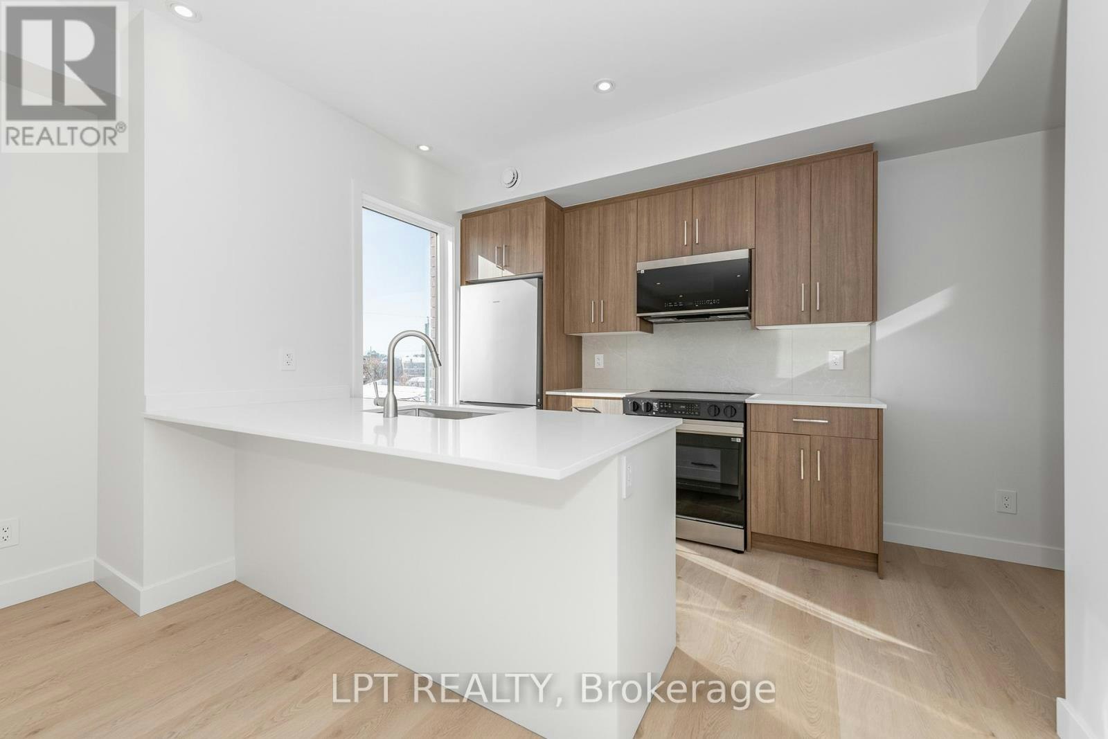 9-319 Shakespeare Street, Ottawa, ON, K1L 5M1 - 5