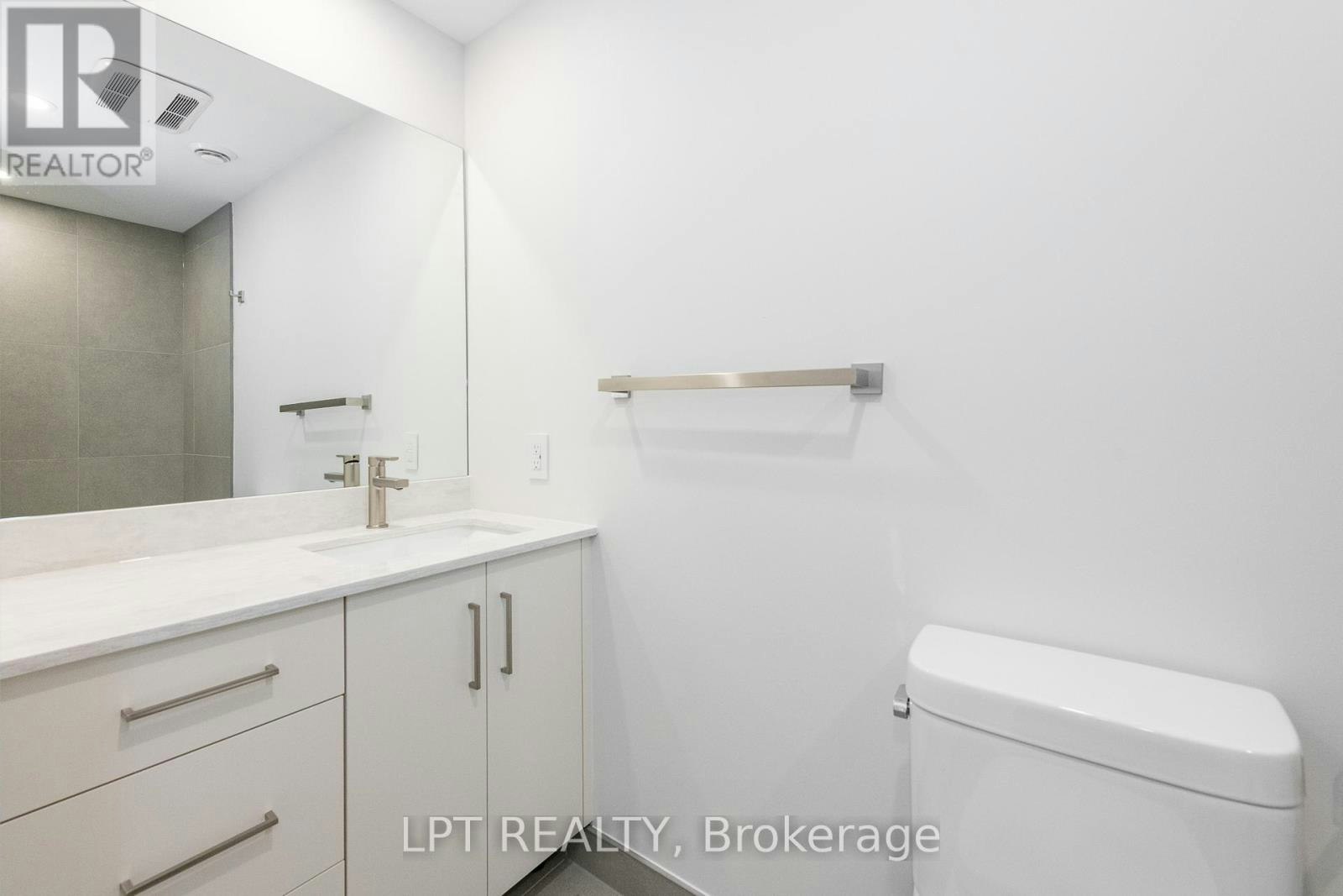 2-319 Shakespeare Street, Ottawa, ON, K1L 5M1 - 8