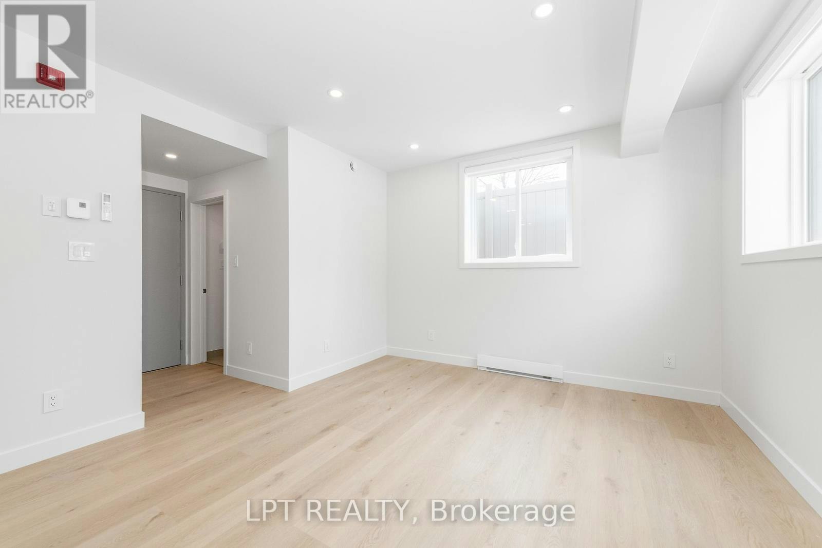 2-319 Shakespeare Street, Ottawa, ON, K1L 5M1 - 7