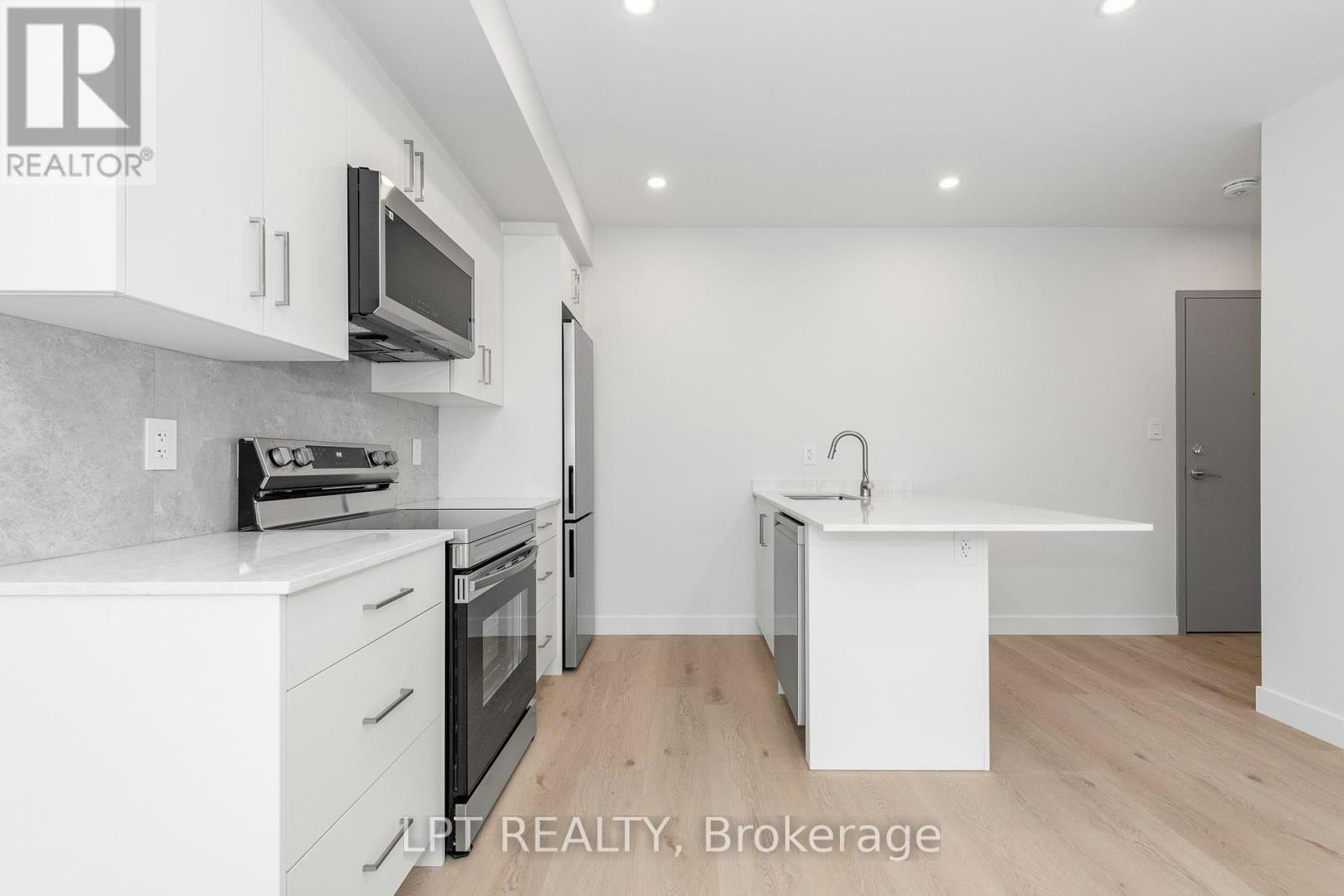 2-319 Shakespeare Street, Ottawa, ON, K1L 5M1 - 4