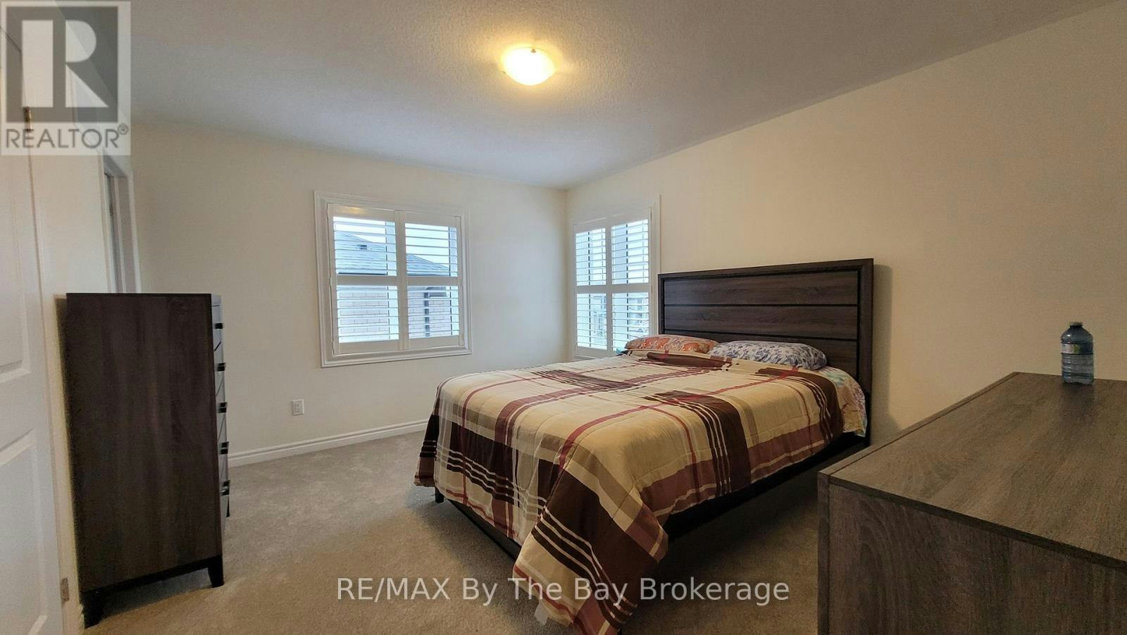 32 Rosanne Circle, Wasaga Beach, ON, L9Z 0N3 - 24
