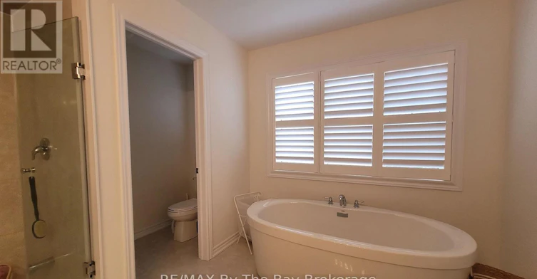 32 Rosanne Circle, Wasaga Beach, ON, L9Z 0N3 - 20