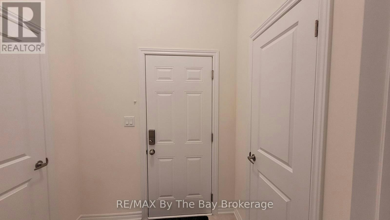 32 Rosanne Circle, Wasaga Beach, ON, L9Z 0N3 - 14