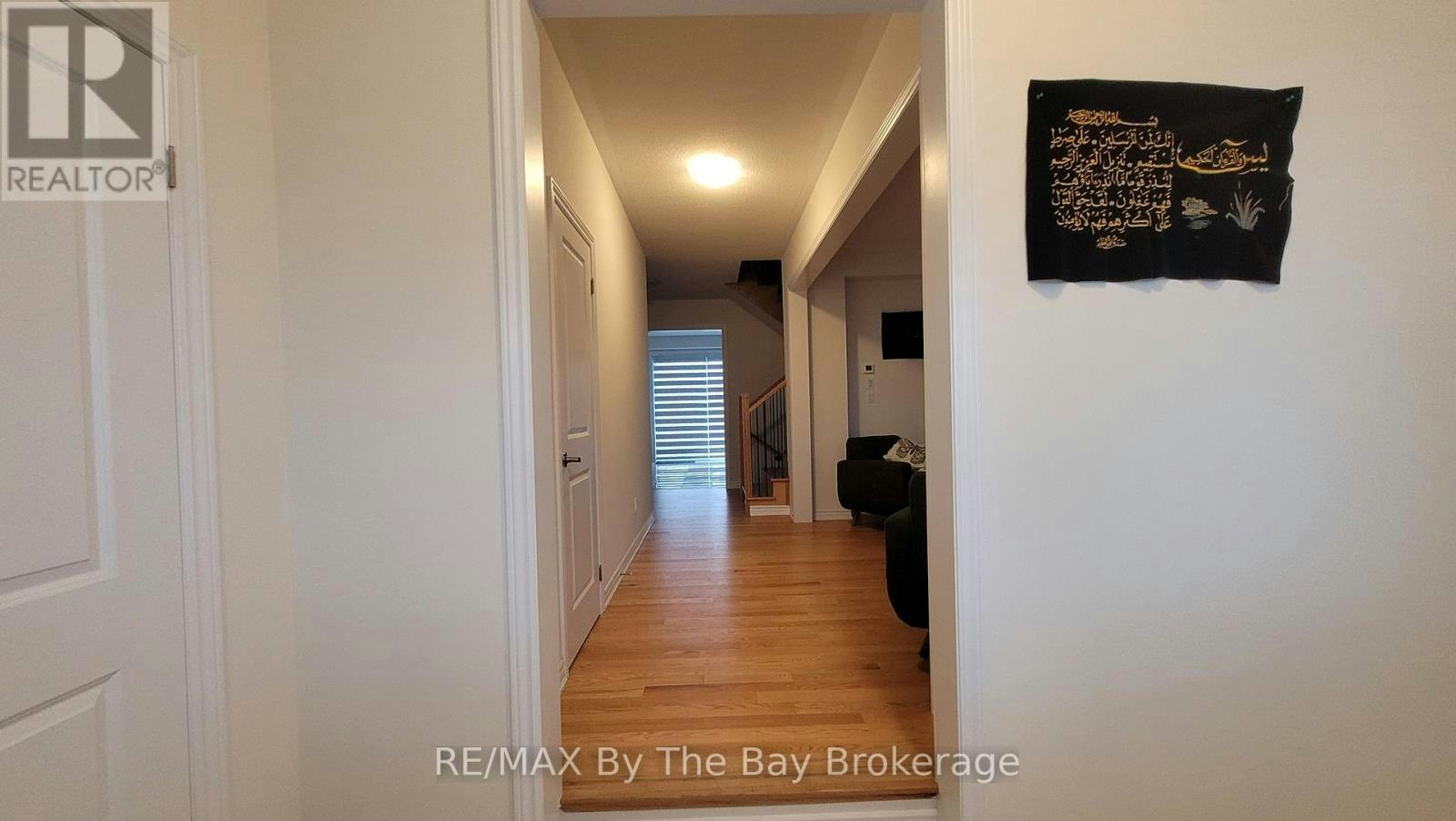 32 Rosanne Circle, Wasaga Beach, ON, L9Z 0N3 - 4