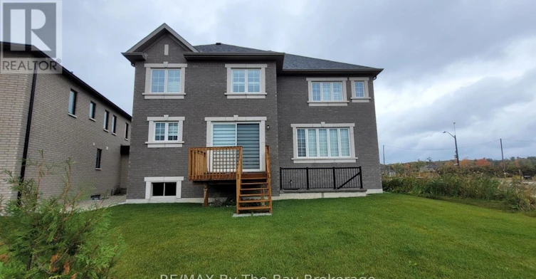 32 Rosanne Circle, Wasaga Beach, ON, L9Z 0N3 - 34