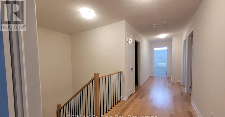 32 Rosanne Circle, Wasaga Beach, ON, L9Z 0N3 - 31