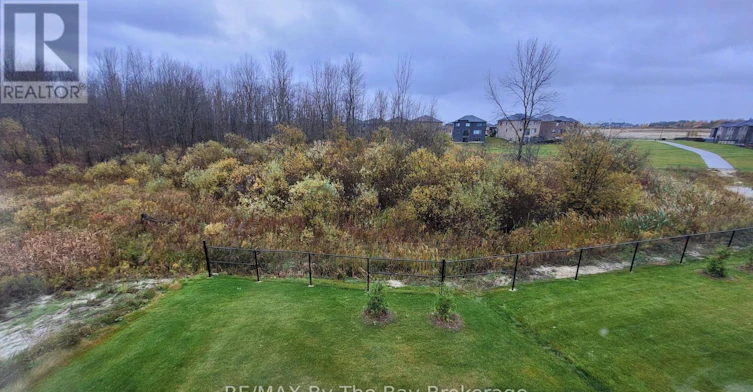 32 Rosanne Circle, Wasaga Beach, ON, L9Z 0N3 - 18