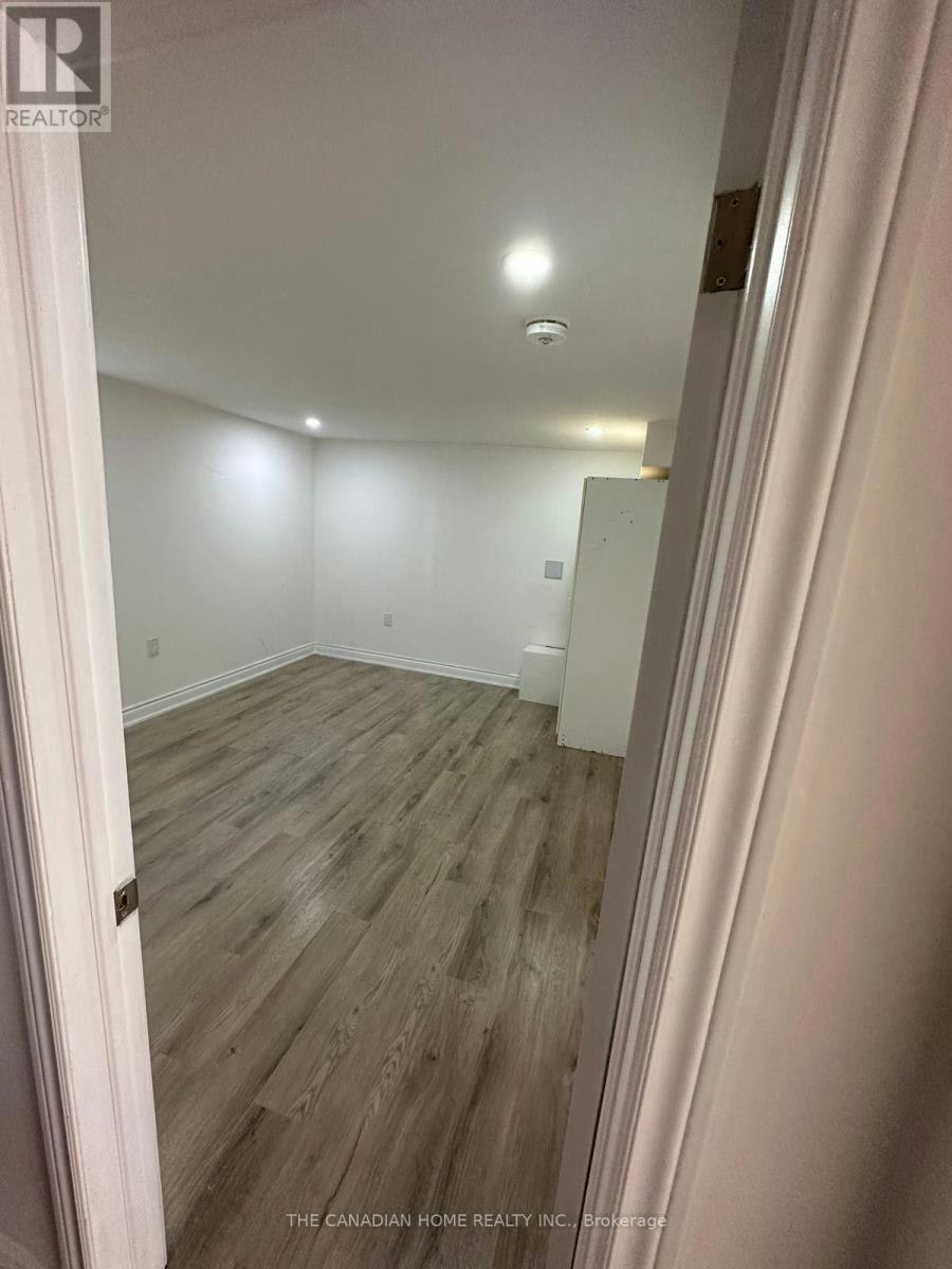 537 Oakwood Avenue, Oshawa, ON, L1G 2R1 - 9