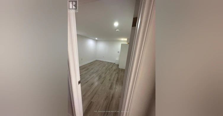 537 Oakwood Avenue, Oshawa, ON, L1G 2R1 - 9
