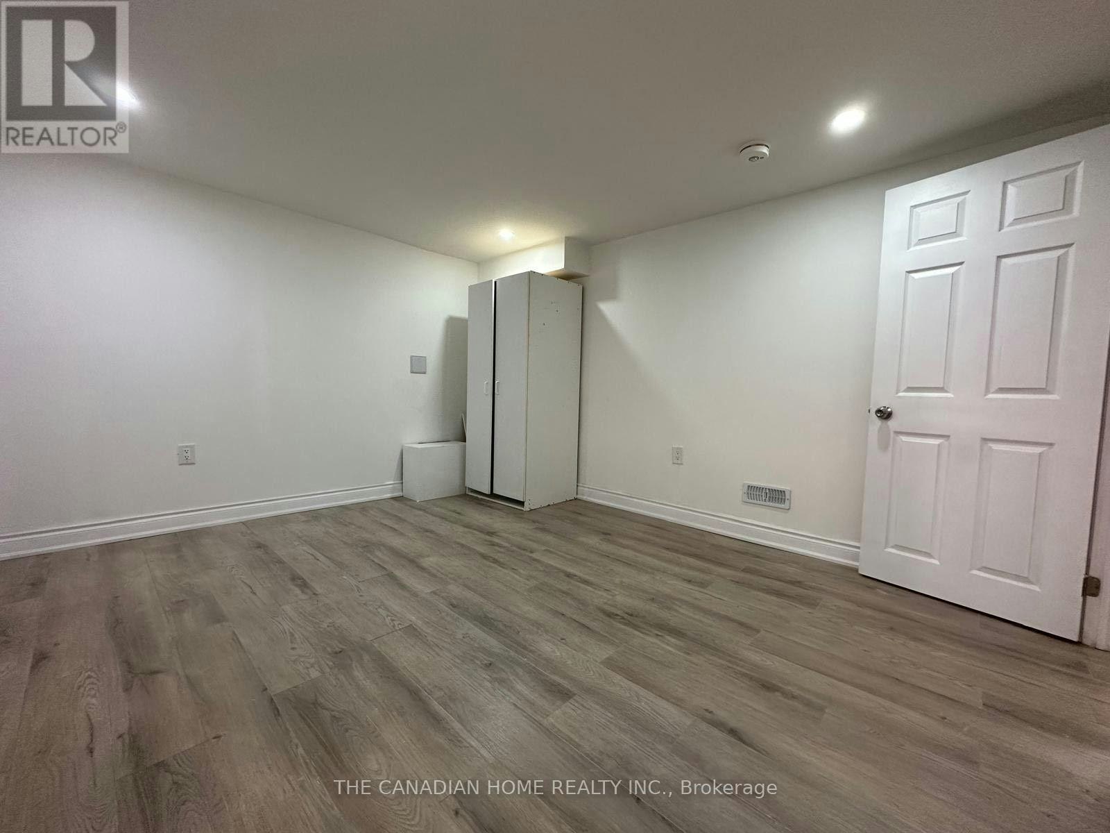 537 Oakwood Avenue, Oshawa, ON, L1G 2R1 - 6