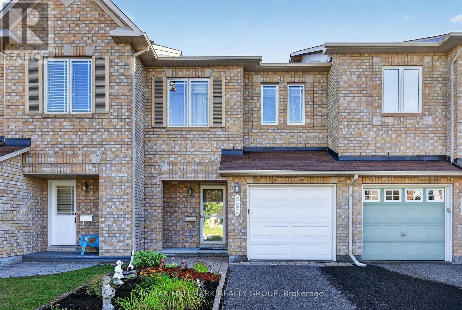 625 Glastonbury Walk, Ottawa, ON, K4A 0P6