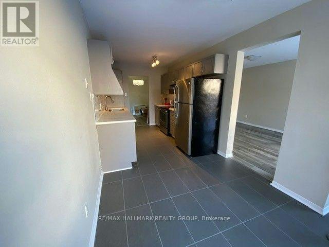 111 Cedarock Drive, Ottawa, ON, K2M 2H5 - 7
